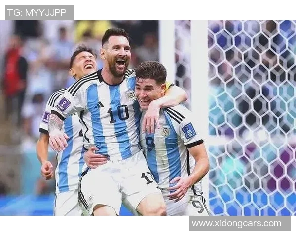 梅西传奇：从阿根廷小镇到足球世界的巅峰之路与辉煌成就